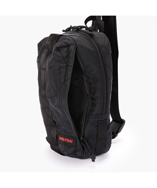 BRIEFING／ブリーフィング】QUILTED SLING WALKER（ショルダーバッグ