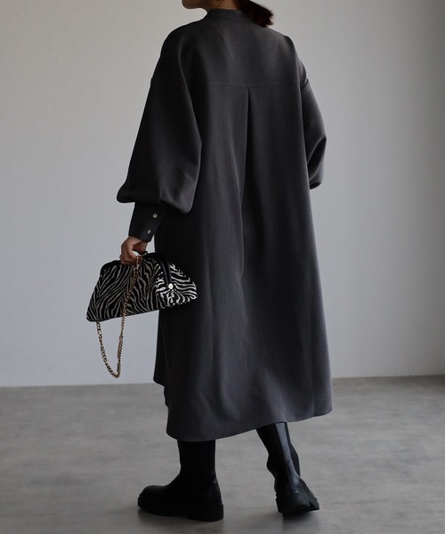 Bonjour Sagan（ボンジュールサガン）の「バンドカラーボリュームスリーブシャツワンピース（シャツワンピース・レディース・グレー・FREE）」の6枚目の写真