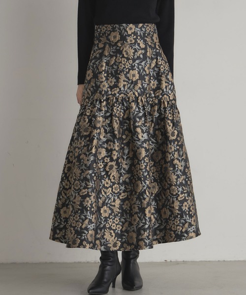 &. NOSTALGIA(アンドドットノスタルジア)の「フラワージャガードスカート(スカート・レディース・ゴールド/ブルー・M)」の19枚目の写真