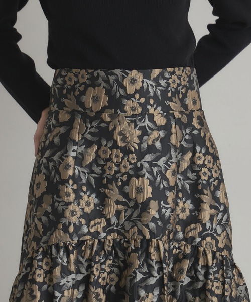 &. NOSTALGIA(アンドドットノスタルジア)の「フラワージャガードスカート(スカート・レディース・ゴールド/ブルー・M)」の20枚目の写真