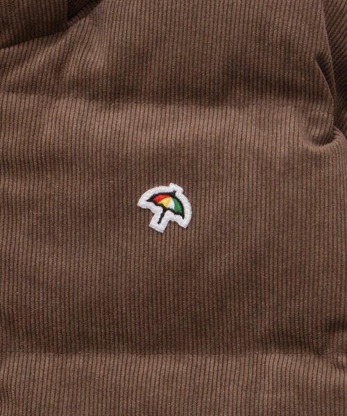 Arnold Palmer（アーノルドパーマー）の「2WAY シェア コーデュロイ ダウンジャケット（ダウンジャケット/コート・レディース・ブラック/ライトベージュ/サックスブルー/ブラウン・XS/S/M/L/LL）」の10枚目の写真