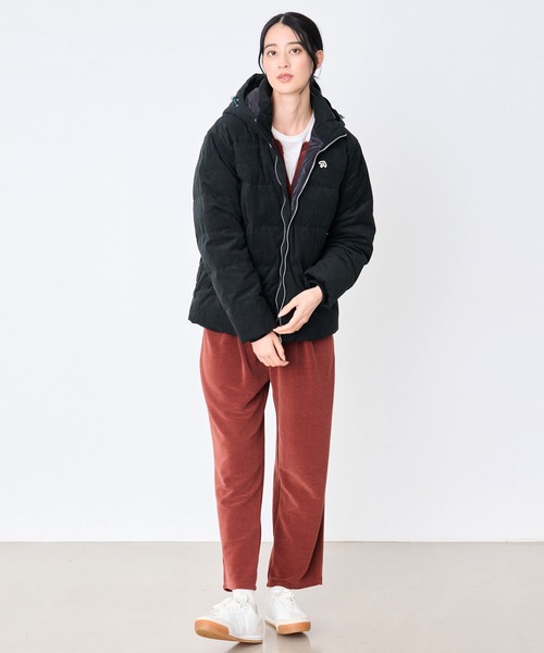 Arnold Palmer（アーノルドパーマー）の「2WAY シェア コーデュロイ ダウンジャケット（ダウンジャケット/コート・レディース・ブラック/ライトベージュ/サックスブルー/ブラウン・XS/S/M/L/LL）」の18枚目の写真