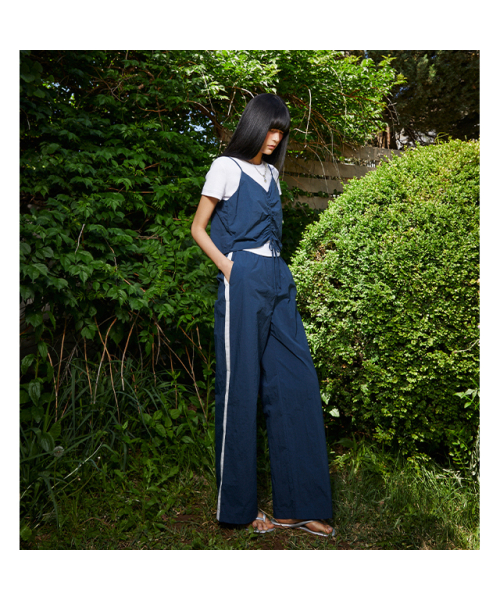 PLASTIC ISLAND(プラスティックアイランド)の「配色テープパンツ PQ2WP661(その他パンツ・レディース・ネイビー・MEDIUM/SMALL)」の2枚目の写真