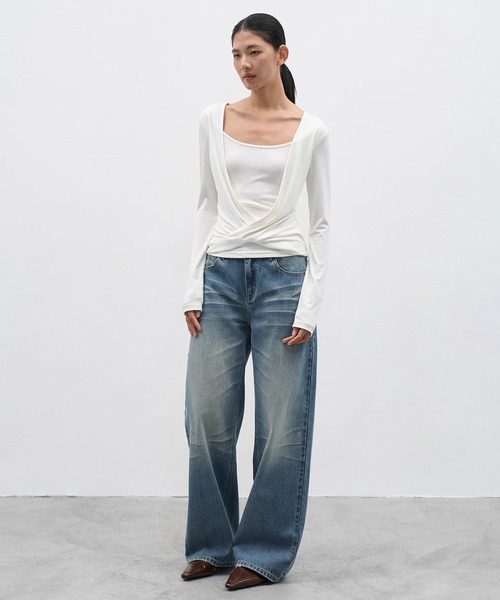 EIGHTHMONTH(エイスマンス)の「ドレープレイヤードトップス EM25a139【EIGHTHMONTH】(Tシャツ/カットソー・レディース・ホワイト/グレー・S/M)」の4枚目の写真