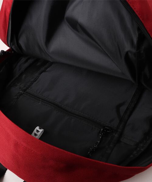 Kappa（カッパ）の「≪Kappa×and ST ウェルネスクラブ≫ワンポイントラバーロゴ バックパック（バックパック/リュック・レディース・ベージュ/レッド/ブラック/ブルー・FREE）」の7枚目の写真