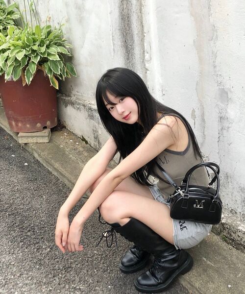 MUCENT(ムセント)の「ナールメタルロゴミニクロスバッグ 男女共用(メッセンジャーバッグ・レディース・ブラック・FREE)」の19枚目の写真