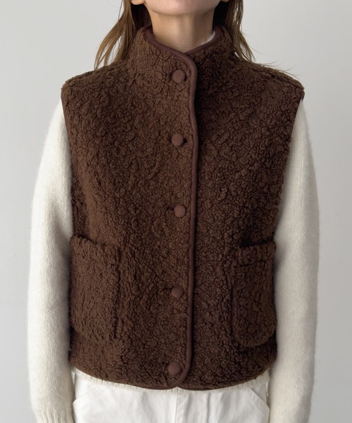 CANAL JEAN（キャナルジーン）の「diggity　リバーシブルムートンベスト（ベスト・レディース・ブラウン/クリーム・ONE SIZE）」の19枚目の写真