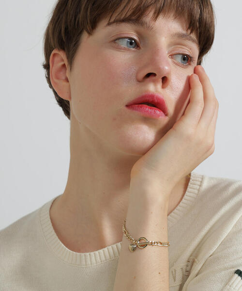 AVIREX（アヴィレックス）の「HEART CHARM BRESS（GOLD) by J.H.M CO.,LTD.（ブレスレット・レディース・ゴールド・F）」の10枚目の写真