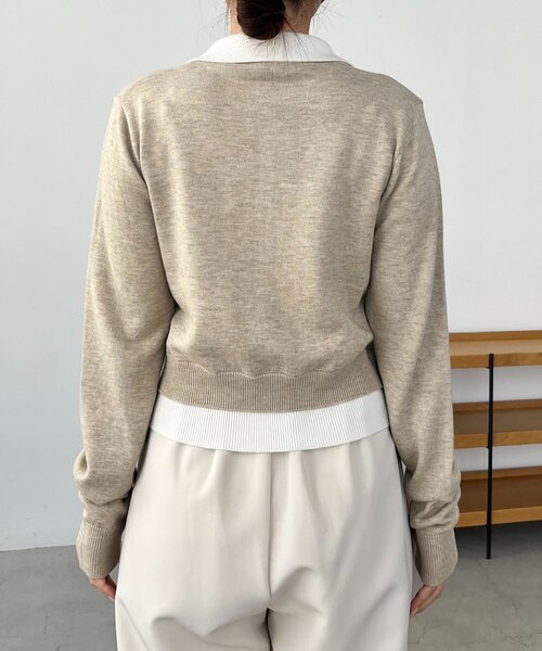 CAPRICIEUX LE'MAGE（カプリシューレマージュ）の「レイヤードポロニットカーディガン（カーディガン/ボレロ・レディース・ベージュ/チャコールグレー/ブラウン・FREE）」の11枚目の写真