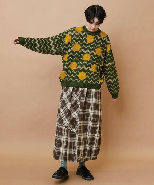 FRAPBOIS（フラボア）の「ウェーブドット プルオーバー（ニット/セーター・レディース・カーキ/グレー・2/1）」の7枚目の写真