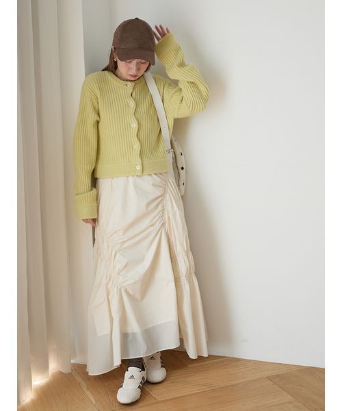 emmi(エミ)の「ギャザーディテールボリュームスカート(スカート・レディース・アイボリー/ブラック/シルバー・0/1)」の22枚目の写真