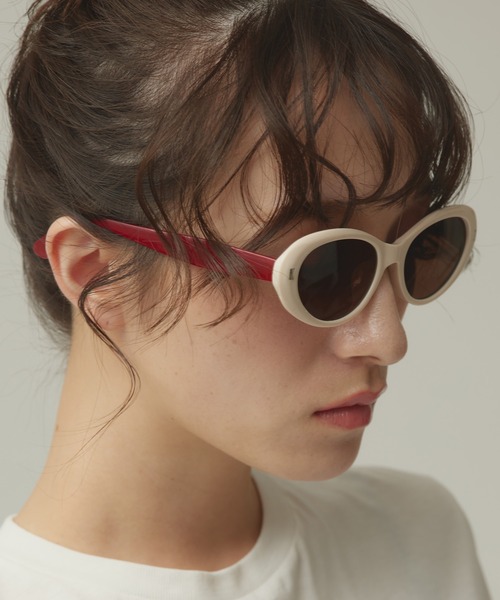 Narcissus（ナルシス）の「フォックスサングラス（サングラス・レディース・レッド/ブラック・FREE）」の4枚目の写真