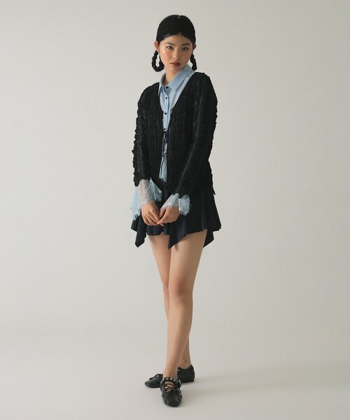 Ray BEAMS（レイビームス）の「メッシュ ストライプ カーディガン（カーディガン/ボレロ・レディース・ブラック/レッド・ONE SIZE）」の4枚目の写真