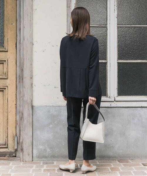 URBAN RESEARCH DOORS（アーバンリサーチドアーズ）の「ペプラムトップスセットアップ | セレモニー/オフィス/セットアップ/オケージョン/入卒式/お呼ばれ（セットアップ・レディース・ネイビー/ブラック・SMALL/MEDIUM）」の11枚目の写真