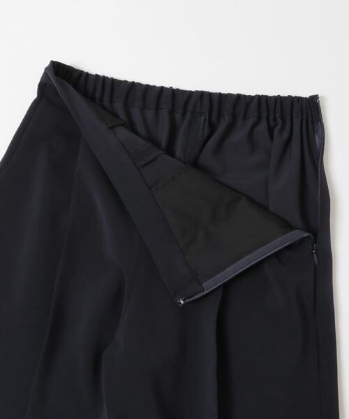 URBAN RESEARCH DOORS（アーバンリサーチドアーズ）の「ペプラムトップスセットアップ | セレモニー/オフィス/セットアップ/オケージョン/入卒式/お呼ばれ（セットアップ・レディース・ネイビー/ブラック・SMALL/MEDIUM）」の16枚目の写真