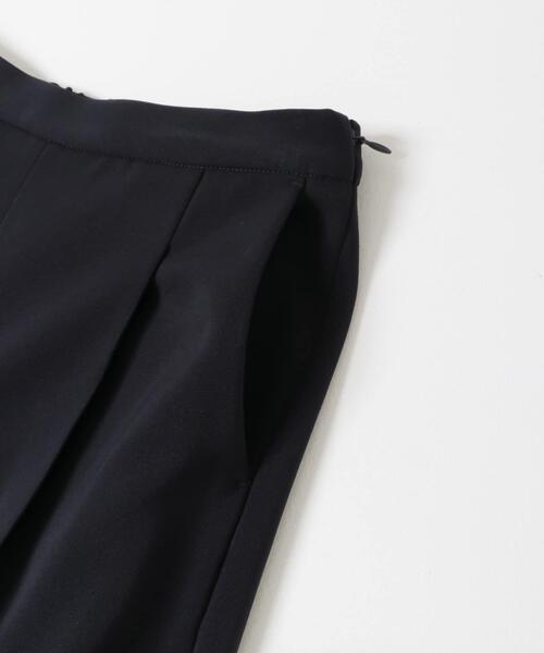 URBAN RESEARCH DOORS（アーバンリサーチドアーズ）の「ペプラムトップスセットアップ | セレモニー/オフィス/セットアップ/オケージョン/入卒式/お呼ばれ（セットアップ・レディース・ネイビー/ブラック・SMALL/MEDIUM）」の17枚目の写真