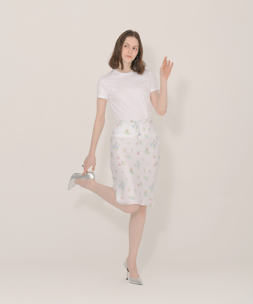 ICE GARDEN A.508（アイス ガーデン エイオーゴンパル）の「Cross-stitch Floral Print Skirt（スカート・レディース・その他・S/M）」の4枚目の写真