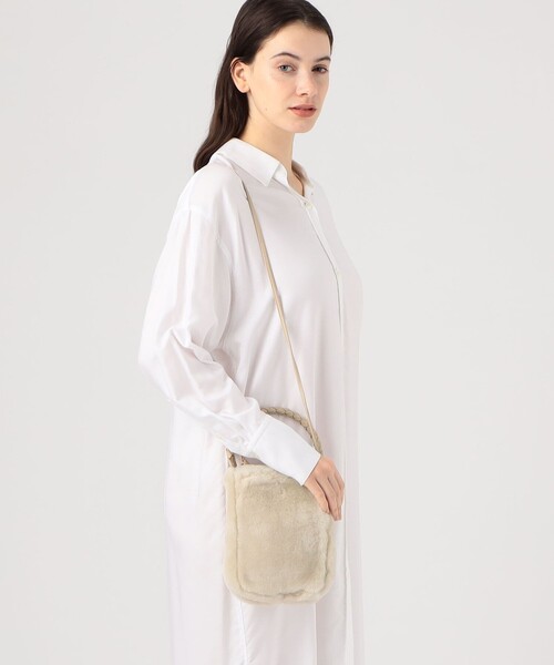 falorni(ファロルニ)の「FALORNI FUR SHOULDER バッグ(ショルダーバッグ・レディース・ダークカーキ/ライトベージュ・FREE)」の3枚目の写真