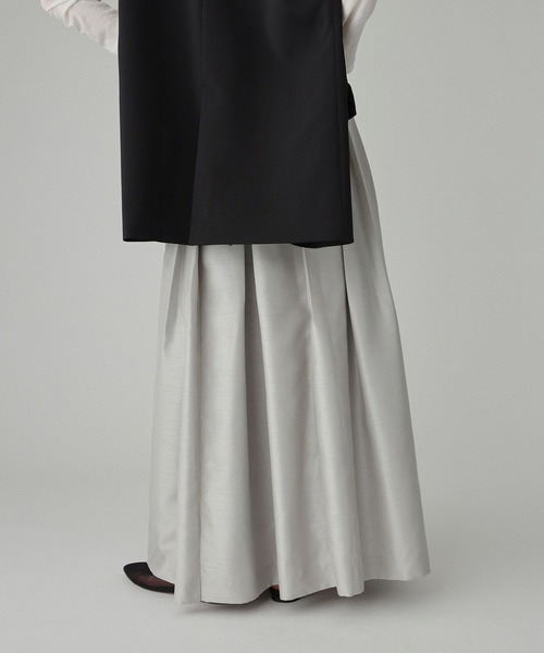 BABYLONE(バビロン)の「シャンタンスカート(スカート・レディース・シルバー・36inch/34inch)」の4枚目の写真