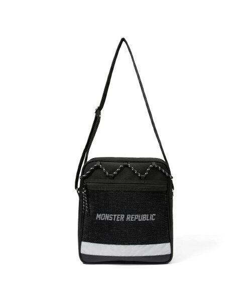 MONSTER REPUBLIC(モンスターリパブリック)の「MAX WHITE CROSS BAG #001(メッセンジャーバッグ・レディース・その他・FREE)」の1枚目の写真