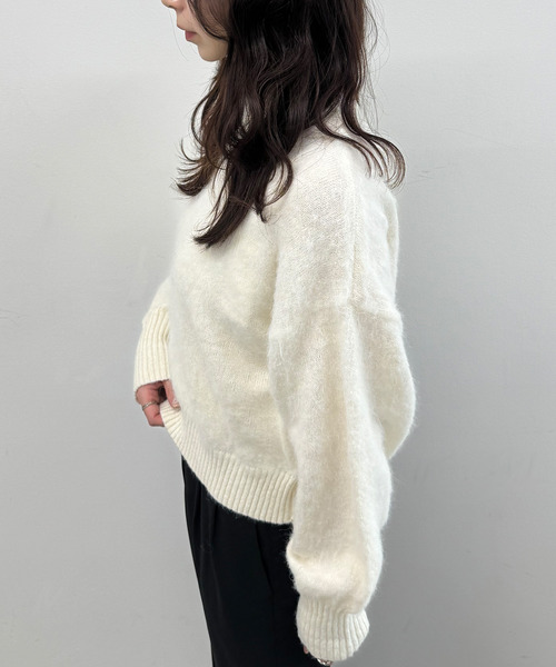 DAESE TOKYO（デセトウキョウ）の「『DAESE TOKYO/デセトウキョウ』モヘアクルーネックPO（ニット/セーター・レディース・オフホワイト/チャコールグレー・FREE）」の5枚目の写真