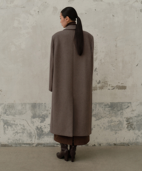 MUSINSA STANDARD WOMAN（ムシンサスタンダードウーマン）の「ウィメンズウールブレンドオーバーショルダーセミダブルマキシコート[トープ]（チェスターコート・レディース・その他・SMALL/MEDIUM/LARGE/X-SMALL）」の6枚目の写真