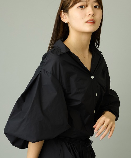 FLUMOR(フラマー)の「メモリータフタボリュームブラウス(シャツ/ブラウス・レディース・ブラック/ピンク・38)」の14枚目の写真