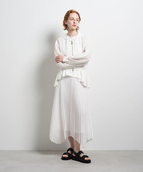 LANVIN en Bleu(ランバンオンブルー)の「サテンラッセルフーディー(シャツ/ブラウス・レディース・オフホワイト/ブラック/ブラウン・38)」の11枚目の写真