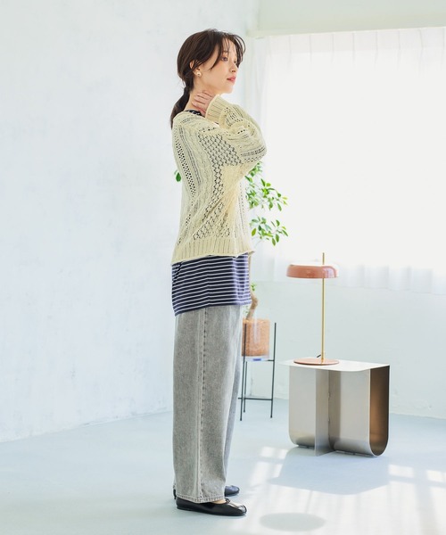 studio CLIP（スタディオクリップ）の「5ゲージダブルフロント透かしケーブルプルオーバー（ニット/セーター・レディース・オフホワイト/ライトベージュ/チャコール・FREE）」の12枚目の写真