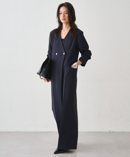 LOUNGEDRESS（ラウンジドレス）の「【Atelier N5/アトリエヌメロサンク】ノーカラーオールインワン（つなぎ/オールインワン・レディース・ライトベージュ/ネイビー・FREE）」の4枚目の写真