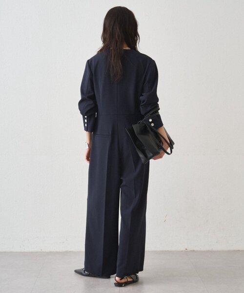 LOUNGEDRESS（ラウンジドレス）の「【Atelier N5/アトリエヌメロサンク】ノーカラーオールインワン（つなぎ/オールインワン・レディース・ライトベージュ/ネイビー・FREE）」の6枚目の写真