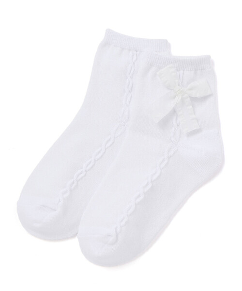 BeBe（ベベ）の「リボンモチーフケーブルラインクルーソックス（ソックス/靴下・キッズ・パープル/ホワイト・19.0cm/21.0cm/17.0cm/24.0cm）」の2枚目の写真