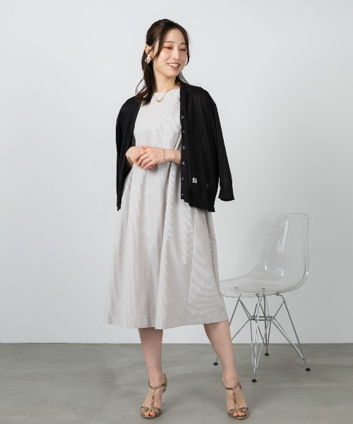 STUDIO PICONE（スタジオピッコーネ）の「ブローチ付きUV速乾ノースリワンピース（ワンピース・レディース・ブラック/ライトグリーン/ベージュ/オレンジ・M/L/LL）」の22枚目の写真