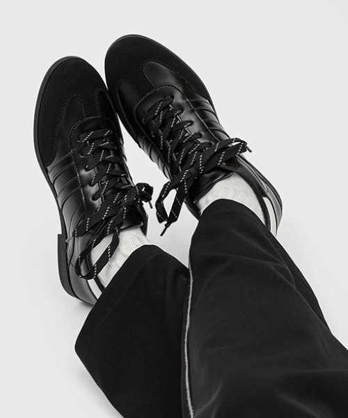 B.R.U（ブル）の「SHADOW LINEスニーカー（スニーカー・レディース・ブラック・SMALL/MEDIUM/LARGE）」の2枚目の写真