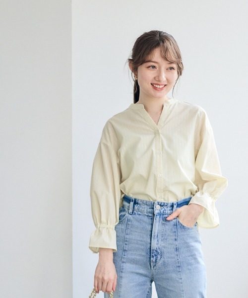 12Twelve Agenda（トゥエルブ　アジェンダ）の「ラメストライプキャンディスリーブシャツブラウス（シャツ/ブラウス・レディース・オフホワイト/イエロー/ブルー・M）」の19枚目の写真
