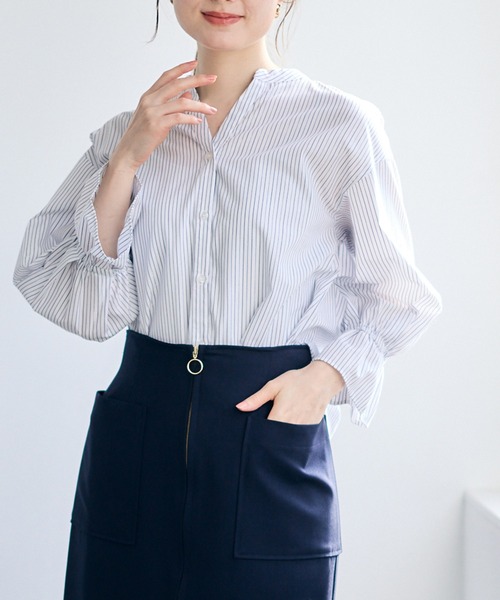 12Twelve Agenda（トゥエルブ　アジェンダ）の「ラメストライプキャンディスリーブシャツブラウス（シャツ/ブラウス・レディース・オフホワイト/イエロー/ブルー・M）」の8枚目の写真