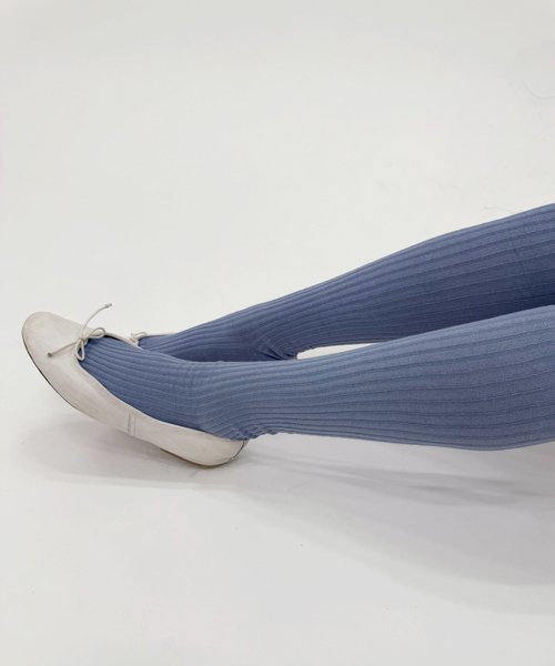 EDIT. FOR LULU(エディットフォールル)の「【BASERANGE/ベースレンジ】PRE OVERKNEE SOCKS(ソックス/靴下・レディース・サックスブルー・FREE)」の2枚目の写真