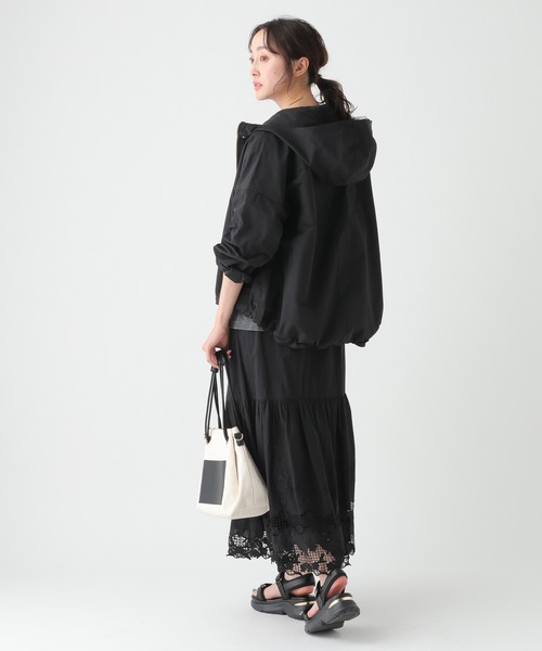 Elura(エルーラ)の「フーデットショートブルゾン/661903(ブルゾン・レディース・ブラック/ベージュ/カーキ・FREE)」の15枚目の写真