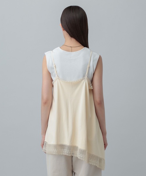 GLOBAL WORK（グローバルワーク）の「MATINEE LINE/アシメニットキャミチュニック/640374（ニット/セーター・レディース・ブラック/ライトベージュ・MEDIUM/LARGE）」の16枚目の写真