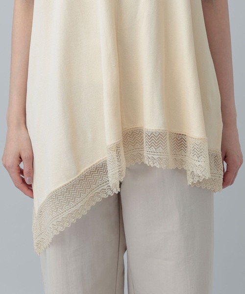 GLOBAL WORK（グローバルワーク）の「MATINEE LINE/アシメニットキャミチュニック/640374（ニット/セーター・レディース・ブラック/ライトベージュ・MEDIUM/LARGE）」の20枚目の写真