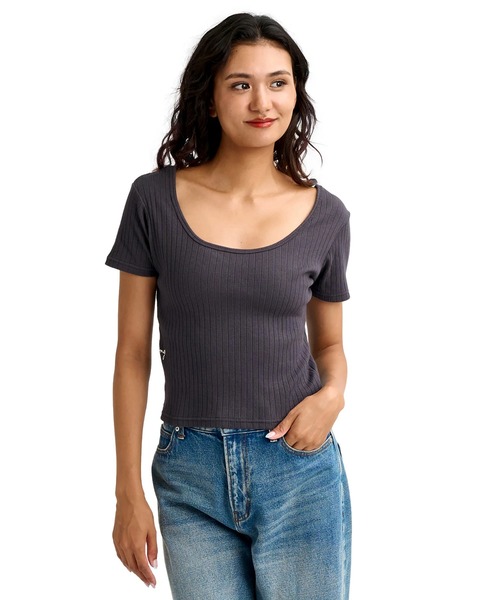 BILLABONG（ビラボン）の「BILLABONG ウィメンズ 2WAY BABY FIT RIB TE  【2026年春夏モデル】/ビラボンリブトップス（Tシャツ/カットソー・レディース・アイボリー/ブルー系その他/オフホワイト・MEDIUM）」の5枚目の写真
