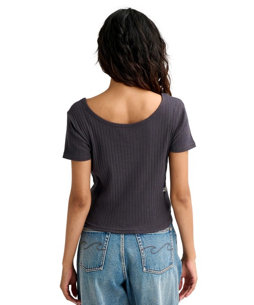 BILLABONG（ビラボン）の「BILLABONG ウィメンズ 2WAY BABY FIT RIB TE  【2026年春夏モデル】/ビラボンリブトップス（Tシャツ/カットソー・レディース・アイボリー/ブルー系その他/オフホワイト・MEDIUM）」の6枚目の写真