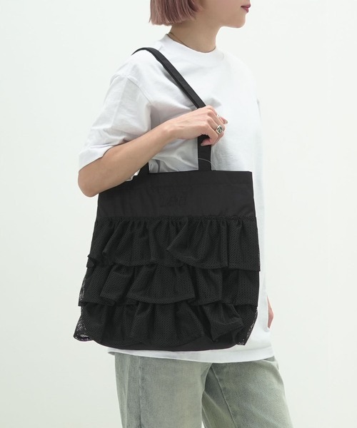 Lee（リー）の「【LEE/リー】【夏を彩る涼感メッシュ】メッシュフリル トートバッグ 大人可愛い 透け感 シアー素材（トートバッグ・レディース・ブラック/ホワイト・FREE）」の9枚目の写真
