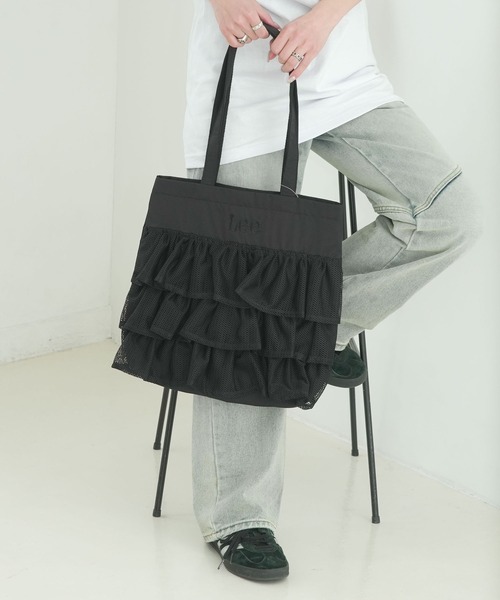 Lee（リー）の「【LEE/リー】【夏を彩る涼感メッシュ】メッシュフリル トートバッグ 大人可愛い 透け感 シアー素材（トートバッグ・レディース・ブラック/ホワイト・FREE）」の13枚目の写真