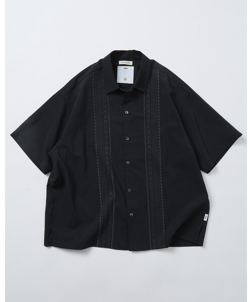 FREAK'S STORE(フリークスストア)の「限定展開 AiRide/エアライド リラックスフィット キューバシャツ/ポケッタブル/吸水速乾/UVカット(シャツ/ブラウス・メンズ・チャコールグレー/サックスブルー/ブラック/ベージュ/ブラウン・SMALL/LARGE/MEDIUM)」の14枚目の写真