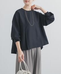 タックフレアペプラムブラウス