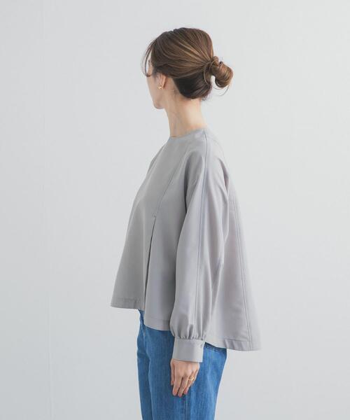 URBAN RESEARCH DOORS（アーバンリサーチドアーズ）の「タックフレアペプラムブラウス（シャツ/ブラウス・レディース・ブラック/グレー系その他・FREE）」の10枚目の写真