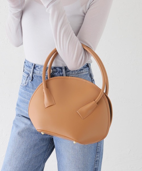 La TOTALITE（ラトータリテ）の「M Rose/エンメローズ ラウンドレザートートバッグ（トートバッグ・レディース・キャメル/パープル/アイボリー・FREE）」の4枚目の写真