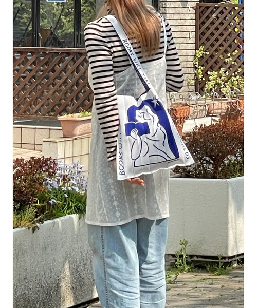 KNT365(ケイエヌティサンロクゴ)の「Knitty Walnut(ショルダーバッグ・レディース・アイボリー・FREE)」の3枚目の写真