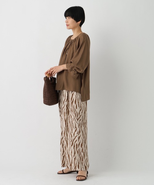 Elura(エルーラ)の「袖レースコンビブラウス/659740(シャツ/ブラウス・レディース・ブラック/ホワイト/ブラウン・FREE)」の16枚目の写真